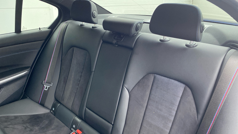 BMW 3 Series 330e M Sport 4dr Step Auto Saloon